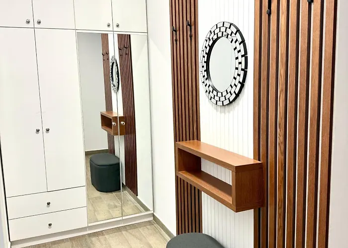 Kika Complex 2 Comfort Oasis * Тирана